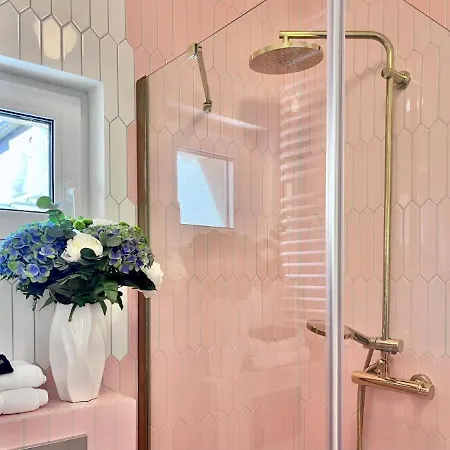 Klimatyczna Kawalerka W Cieplicach Zdroj