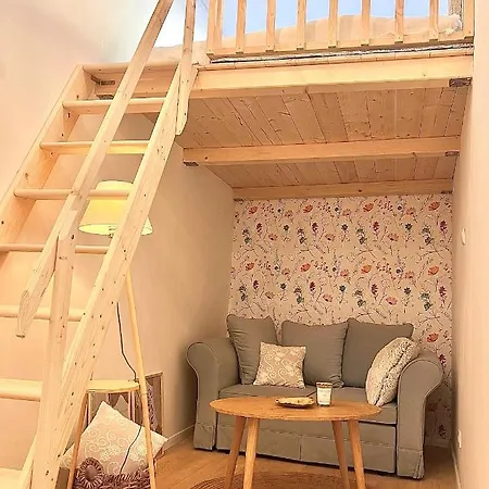 Klimatyczna Kawalerka W Cieplicach Zdroj Jelenia Gora